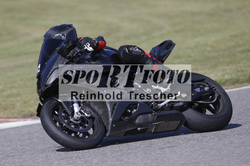 /07 09.04.2026 Cornu Master School ADR/Gruppe blau/6